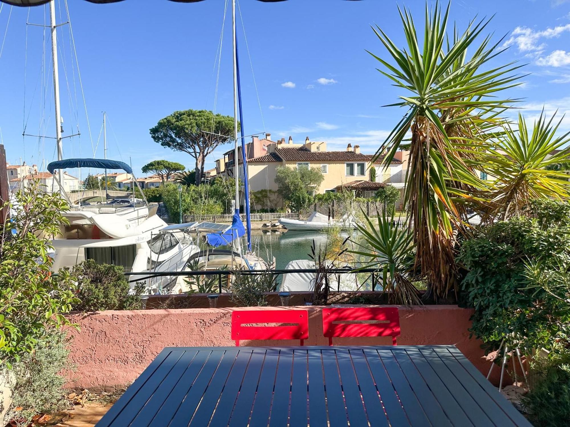 Appartement Port Grimaud 2/4 Pers Avec Grande Terrasse Exterior photo